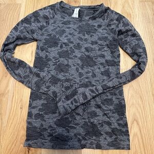 Momentum Seamless Top